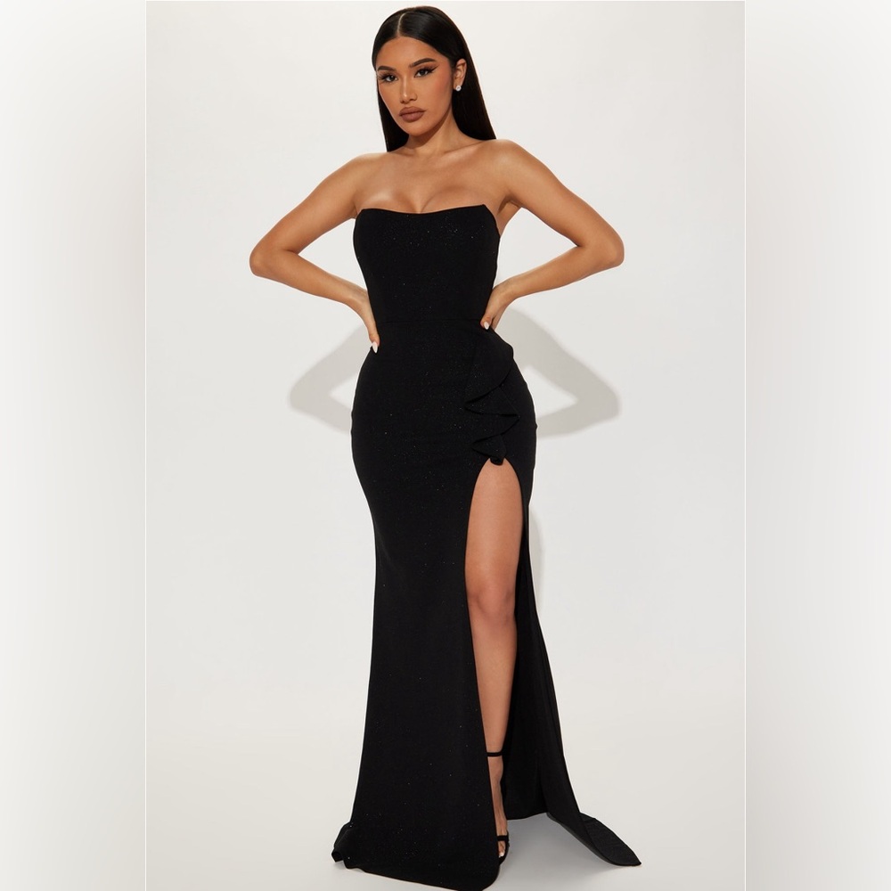 Glitter maxi dress - fashion nova - size M - new with tag